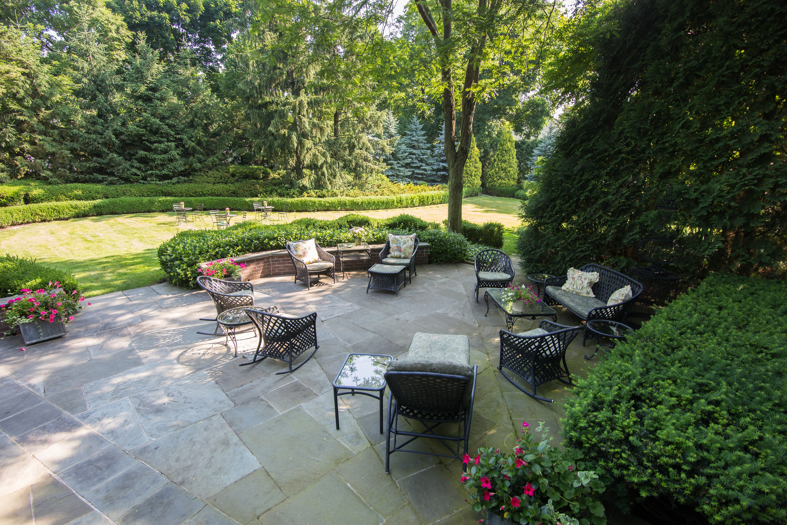404 East Deerpath Road Lake Forest, IL 60045 - Photo 38 of 44 a view of a lounge chairs in the patio next to a yard