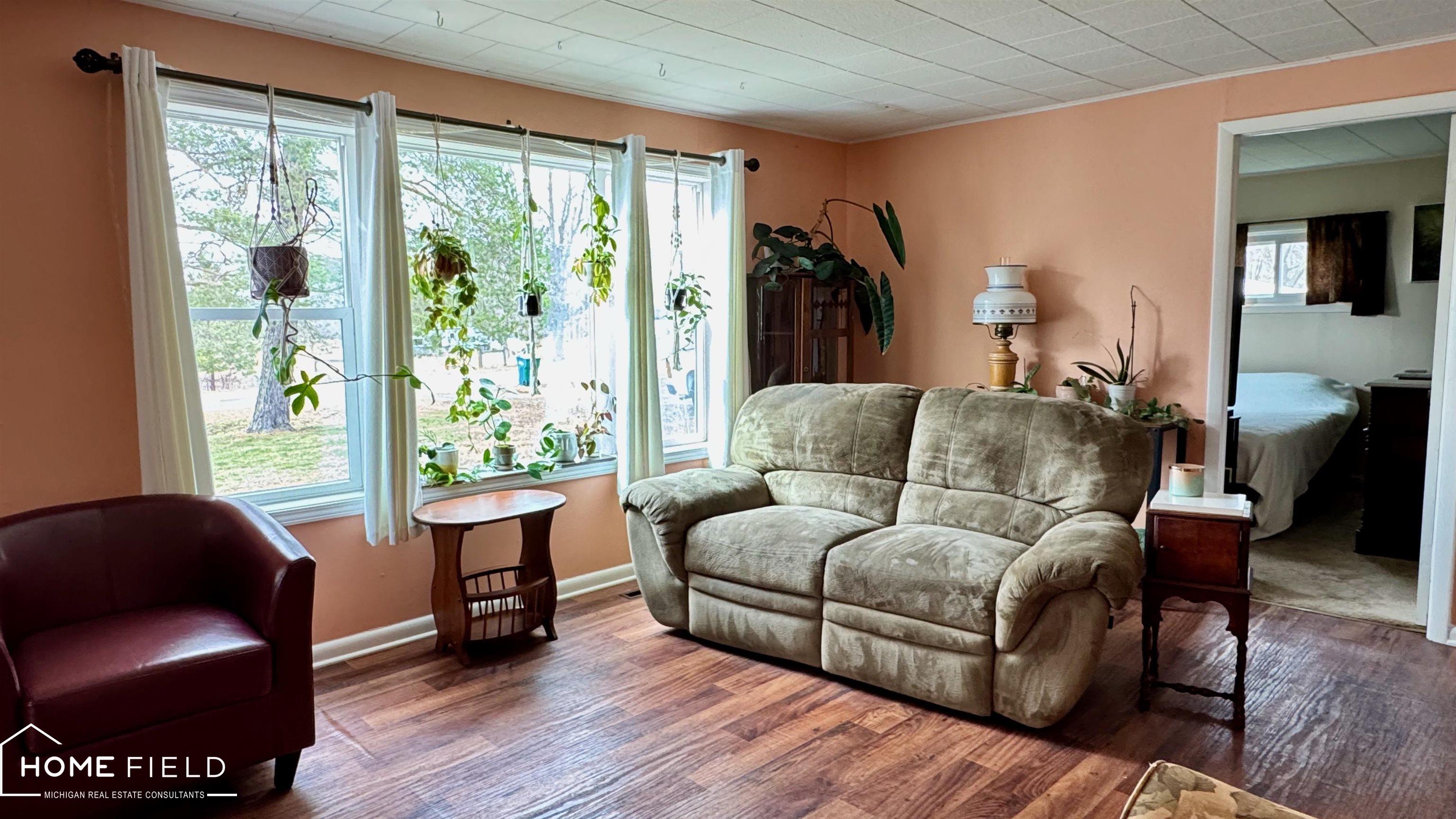 1395 Aiken Road Owosso, MI 48867 - Photo 14 of 34