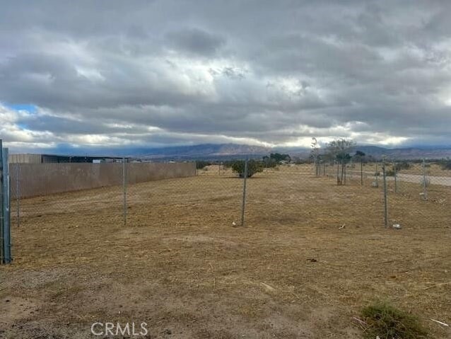 88 Vac Vic Littlerock, CA 93543 - Photo 5 of 6 a view of a water yard