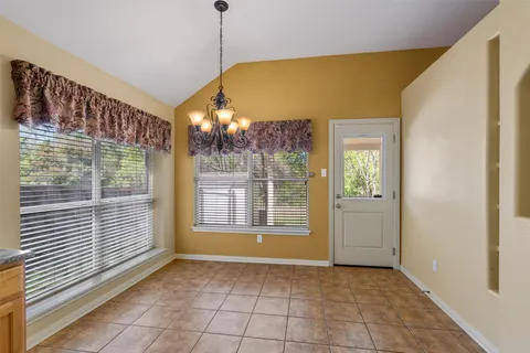 $400,000 | 6814 Thistle Hill Way, Austin, TX 78754