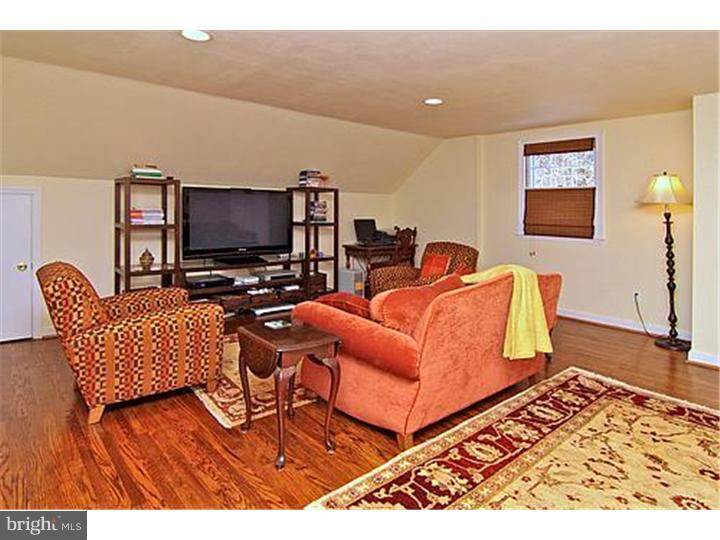287 Hillcrest Road Wayne, PA 19087 - Photo 4 of 15 Family Room