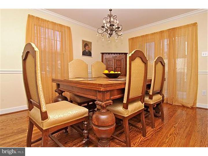 287 Hillcrest Road Wayne, PA 19087 - Photo 5 of 15 Dining Room
