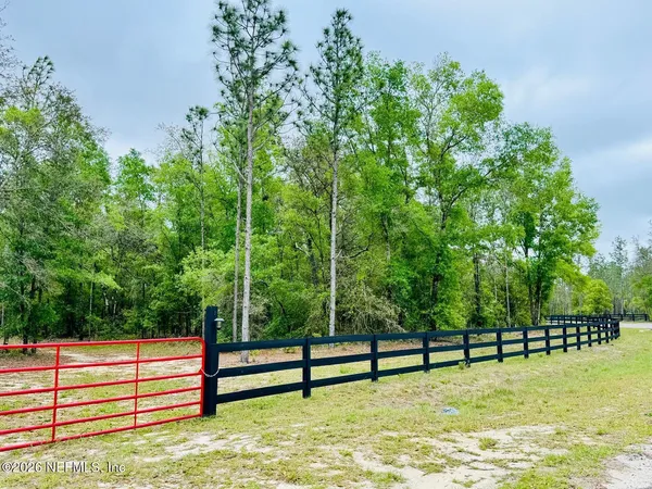 $375,000 | 2857 Steel Bridge Road, Macclenny, FL 32063