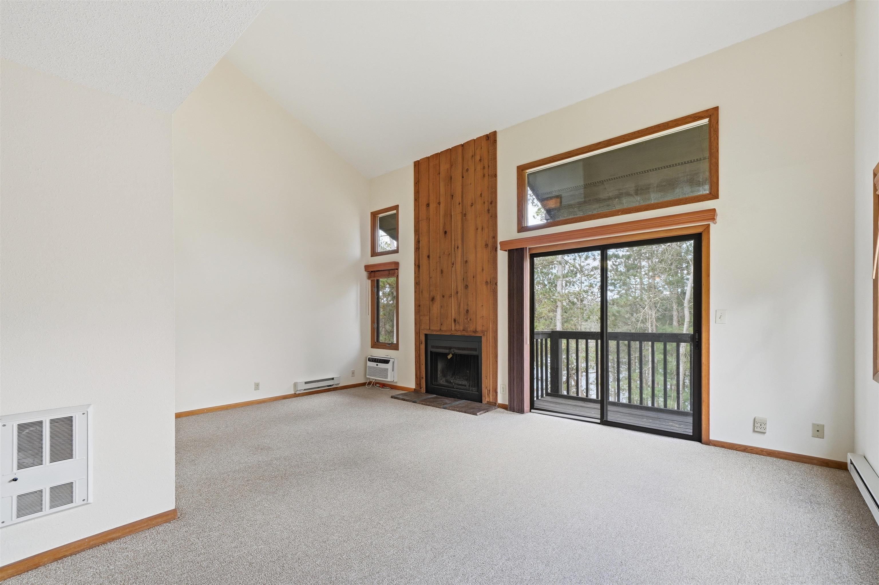 2 Juniper Court Wisconsin Dells, WI 53965 - Photo 4 of 40