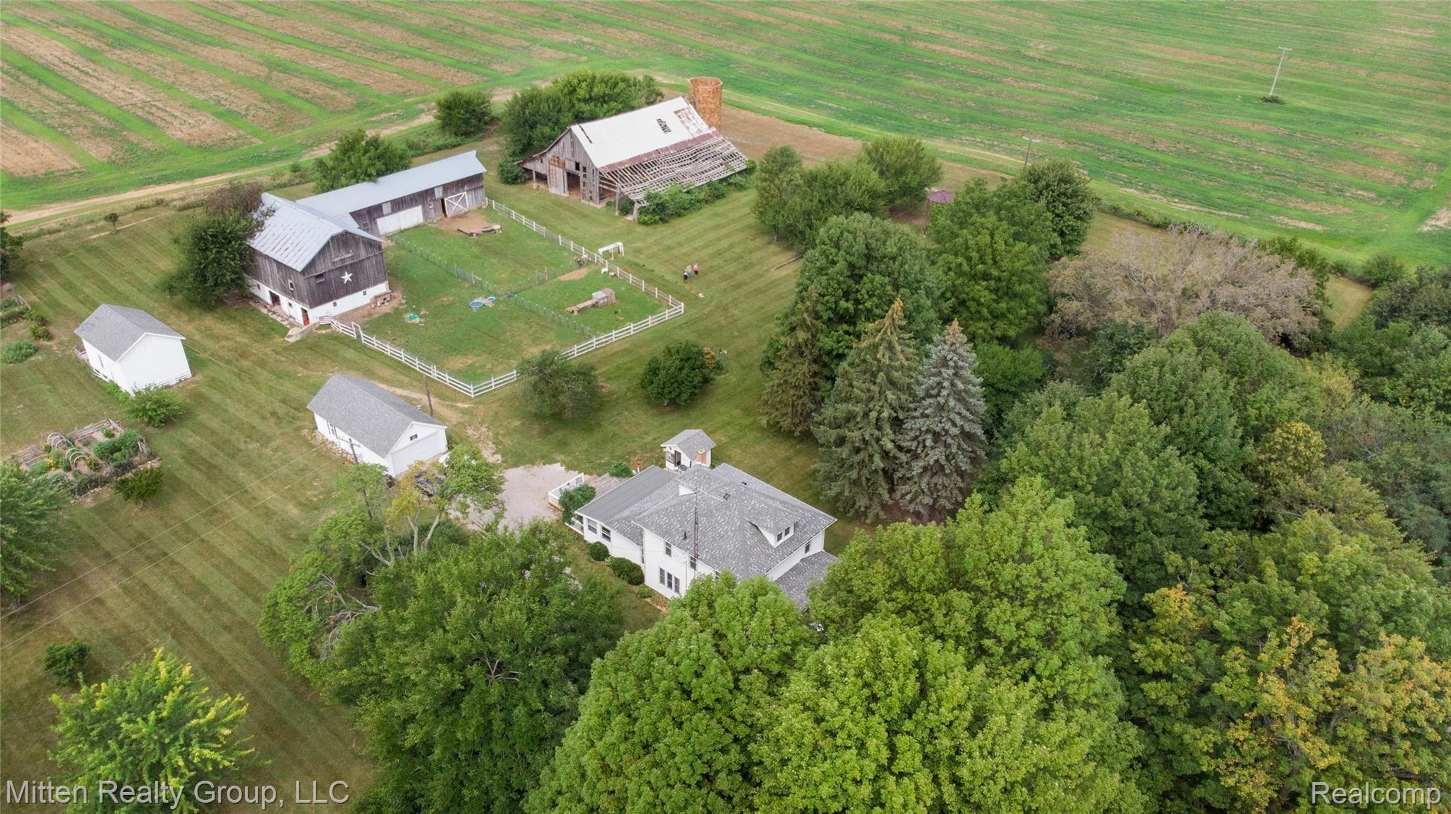 6810 Moscow Road Horton, MI 49246 - Photo 32 of 42 zDJI_0643.jpg