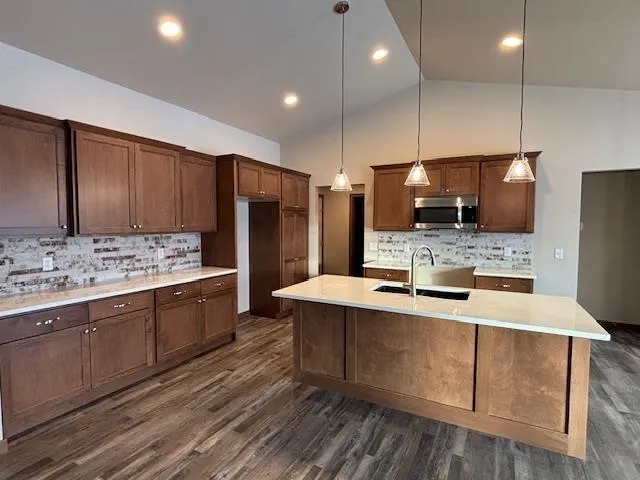 $449,900 | W5041 Blue Heron Circle, Sherwood, WI 54169