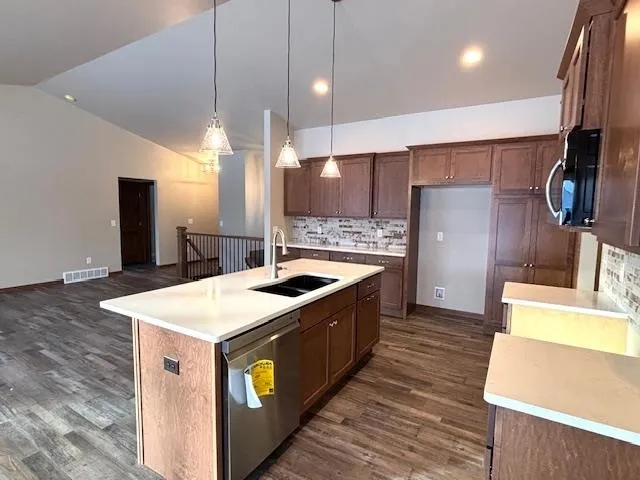 $449,900 | W5041 Blue Heron Circle, Sherwood, WI 54169