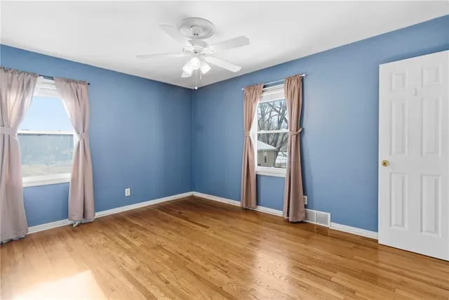 $275,000 | 9900 Oakdell Drive, Kansas City, MO 64114