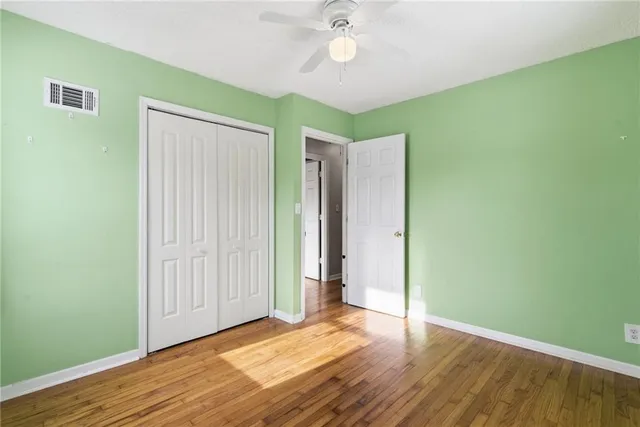 $275,000 | 9900 Oakdell Drive, Kansas City, MO 64114