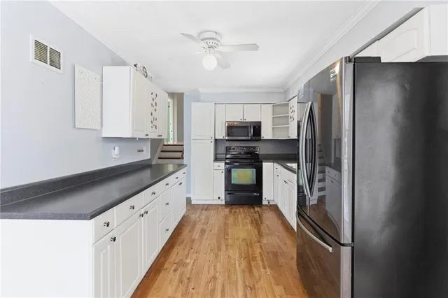 $275,000 | 9900 Oakdell Drive, Kansas City, MO 64114