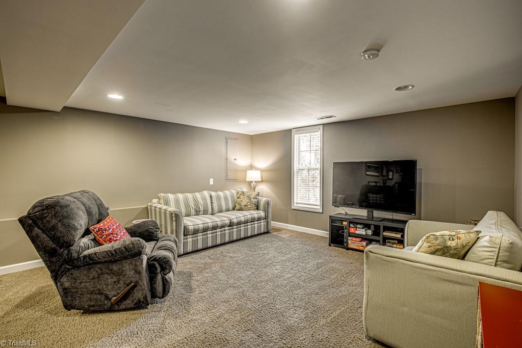 6900 Bridgewood Road Clemmons, NC 27012 - Photo 27 of 36 Gallery Image 27