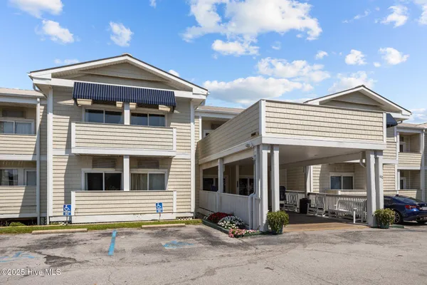 $154,500 | 602 West Fort Macon Road, Unit 135, Atlantic Beach, NC 28512