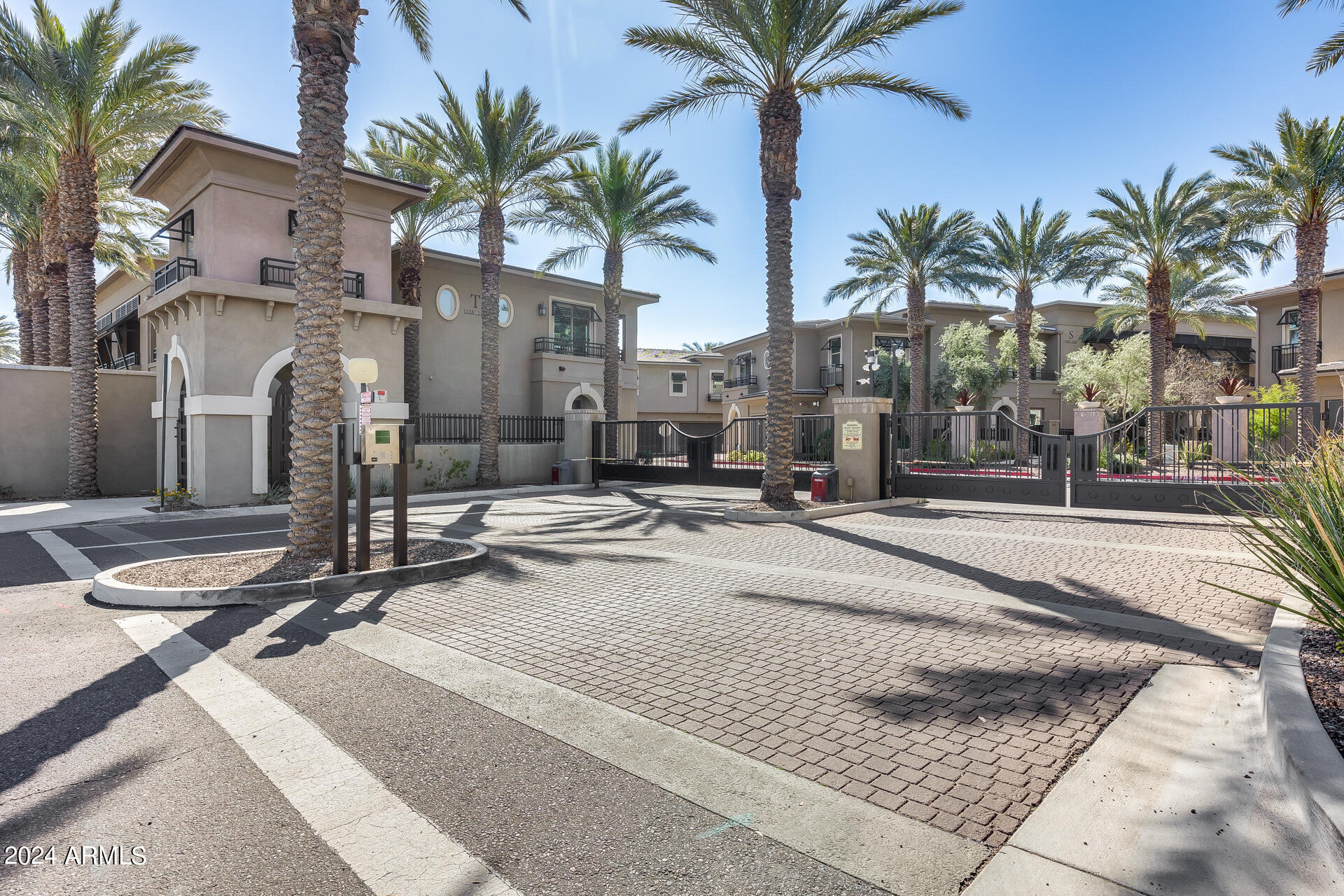 6565 East Thomas Road, Unit 1109 Scottsdale, AZ 85251 - Photo 4 of 31