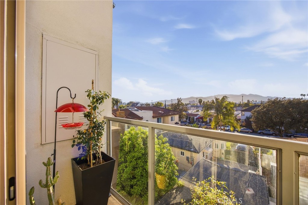 518 East Windsor Road, Unit 305 Glendale, CA 91205 - Photo 37 of 62