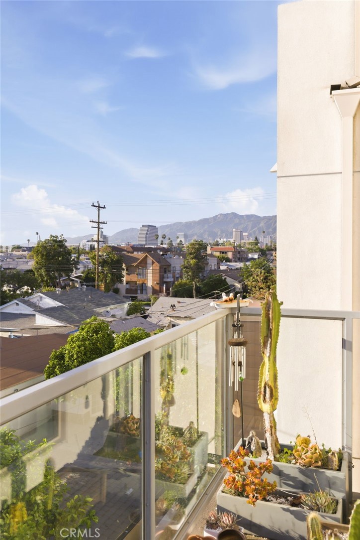 518 East Windsor Road, Unit 305 Glendale, CA 91205 - Photo 42 of 62