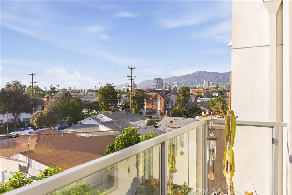 518 East Windsor Road, Unit 305 Glendale, CA 91205 - Photo 43 of 62