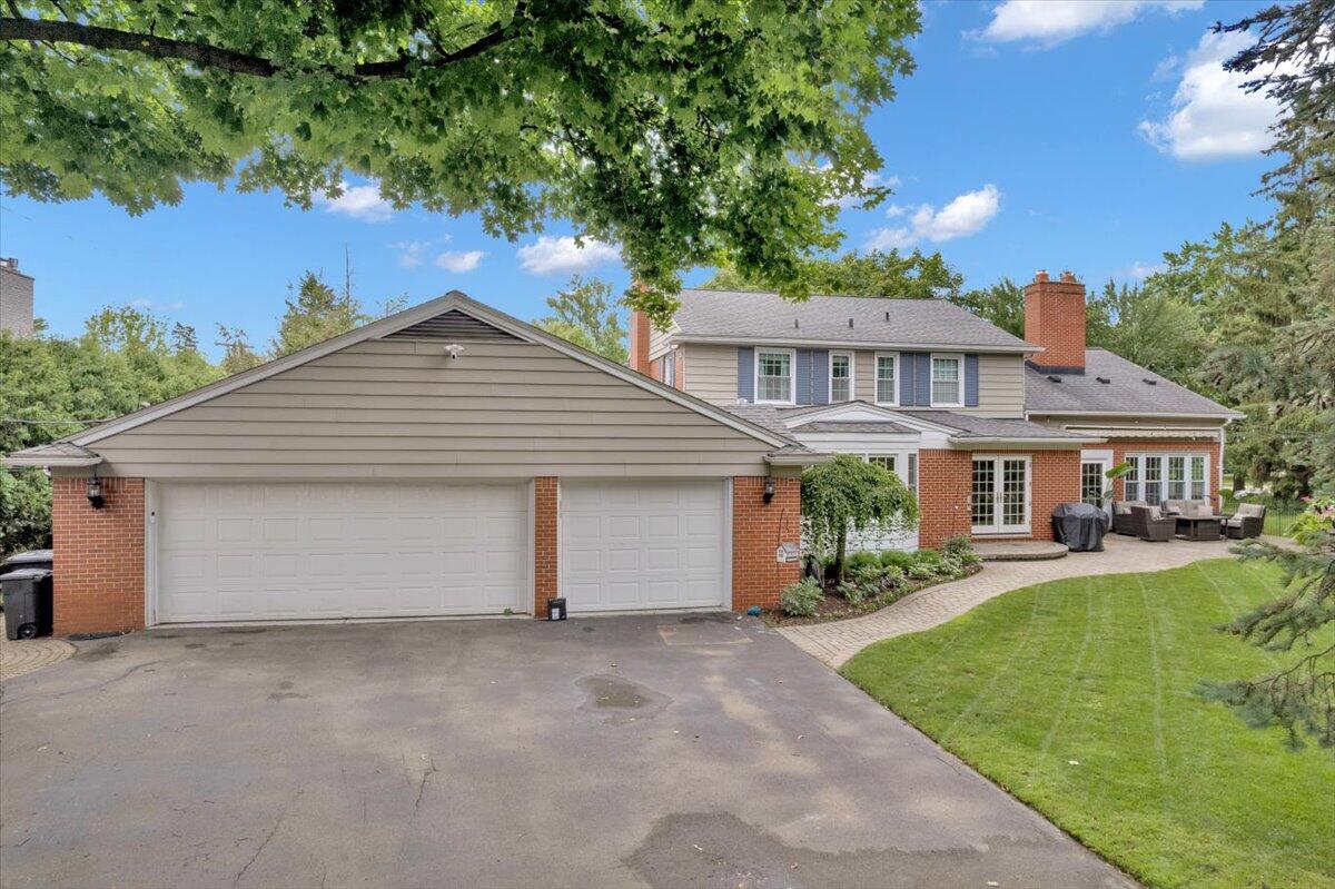 431 North Cranbrook Road Bloomfield Hills, MI 48301 - Photo 4 of 43 02-DJI_0891