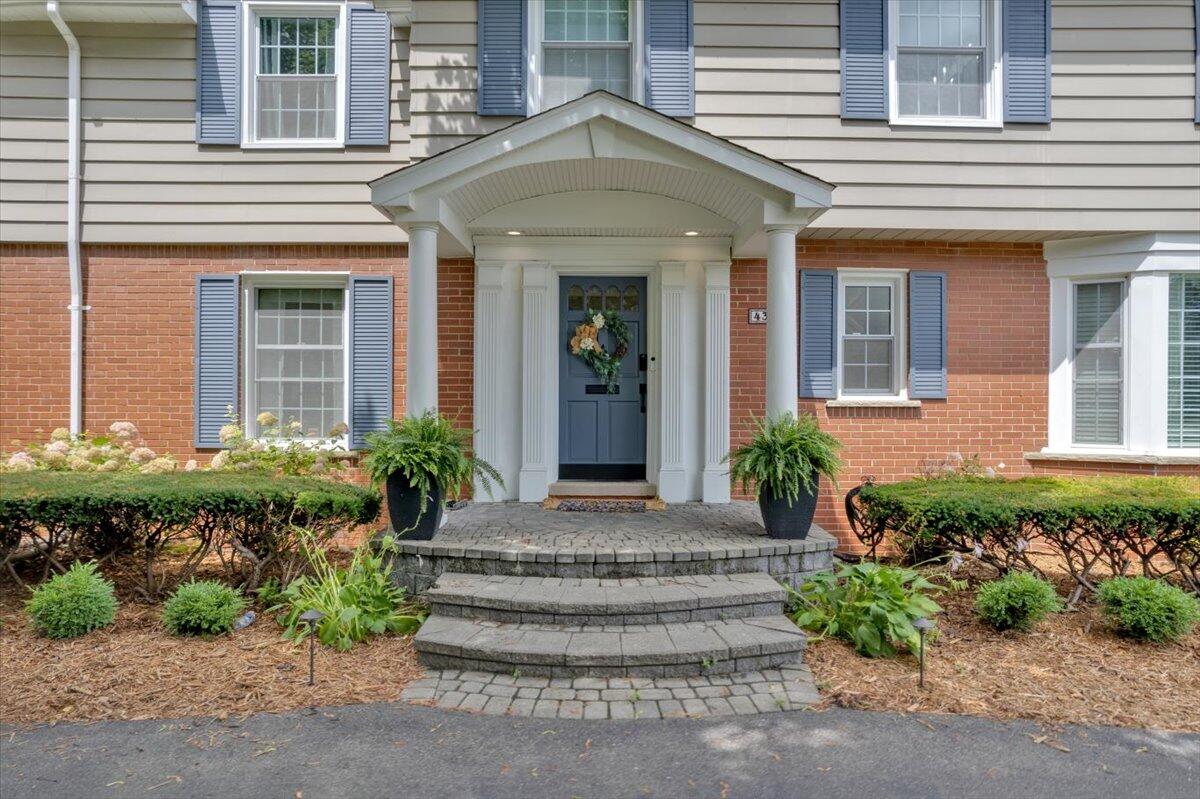 431 North Cranbrook Road Bloomfield Hills, MI 48301 - Photo 8 of 43 08-DJI_0916