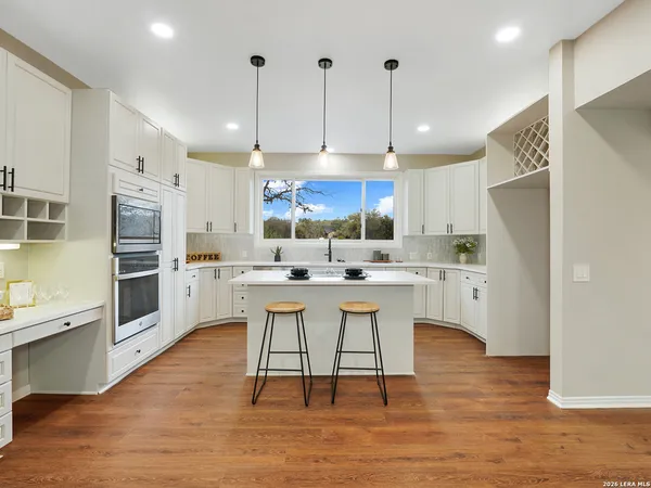 $924,700 | 8012 Rocking Horse Lane, Boerne, TX 78015