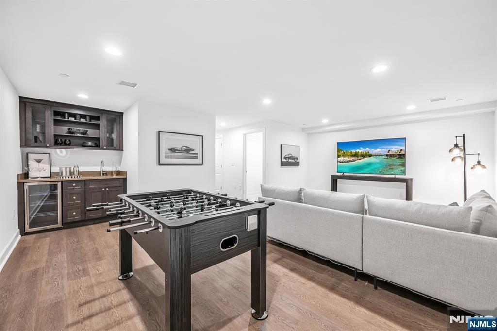 24 Gabriel Court, Unit 24 Paramus, NJ 07652 - Photo 41 of 46