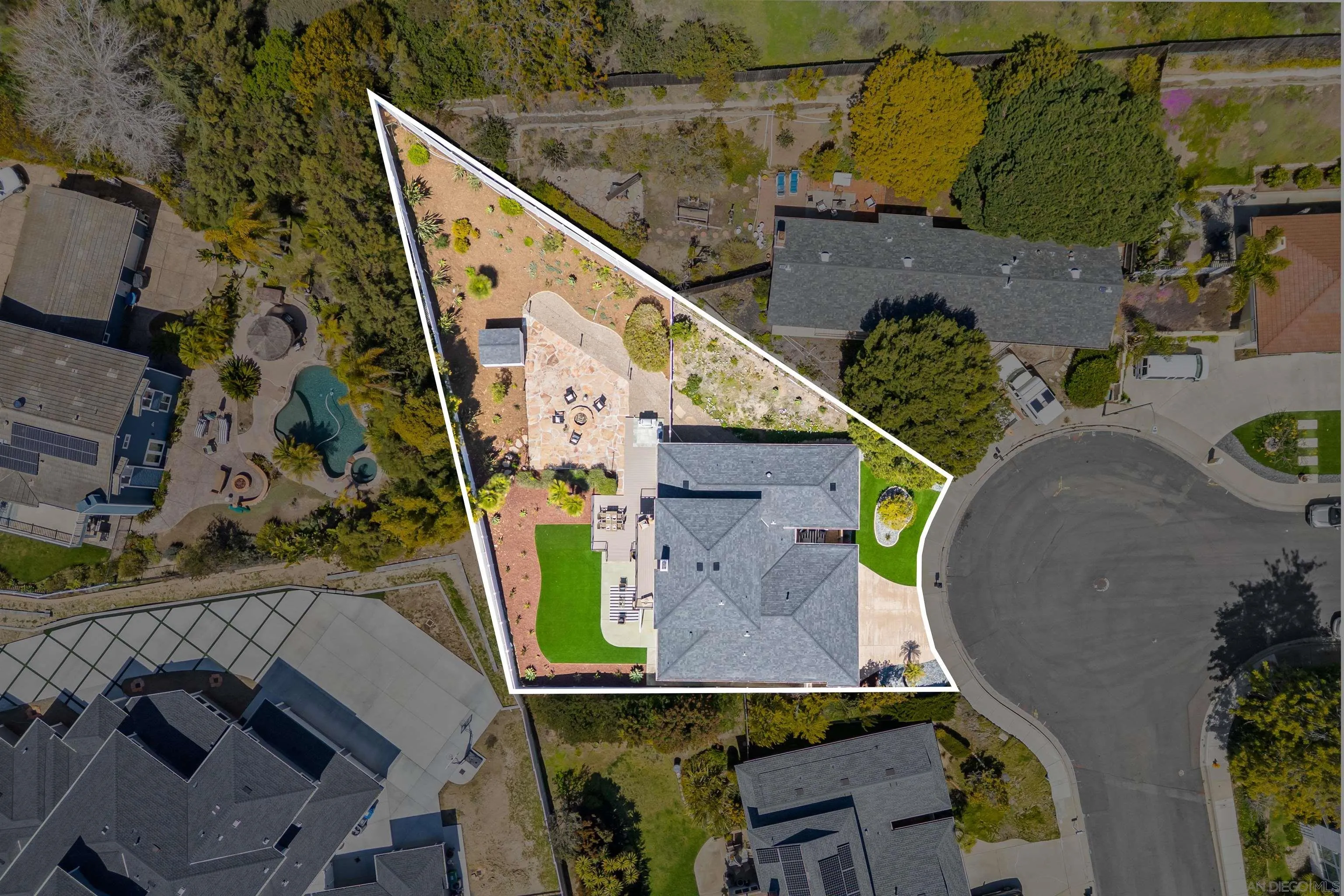 2001 Elevada Street Oceanside, CA 92054 - Photo 37 of 39 an aerial view of a house with outdoor space