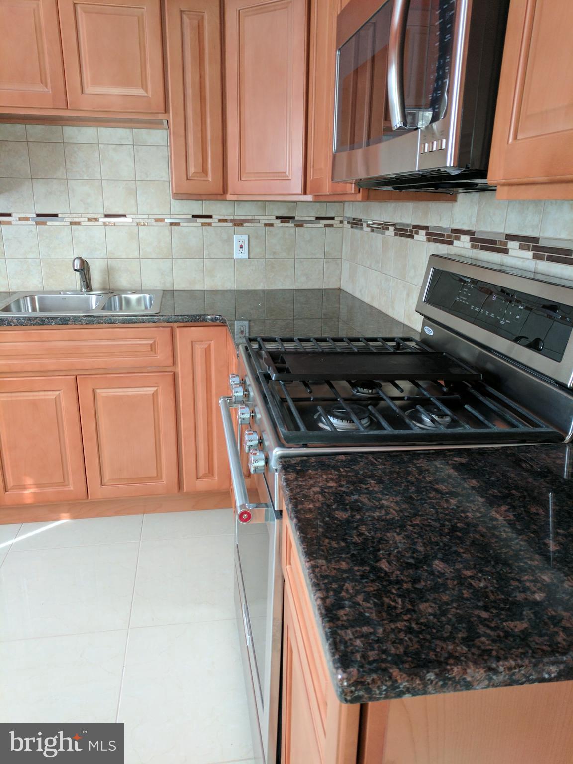 4 Rudner Avenue Trenton, NJ 08619 - Photo 4 of 21 Gallery Image 4