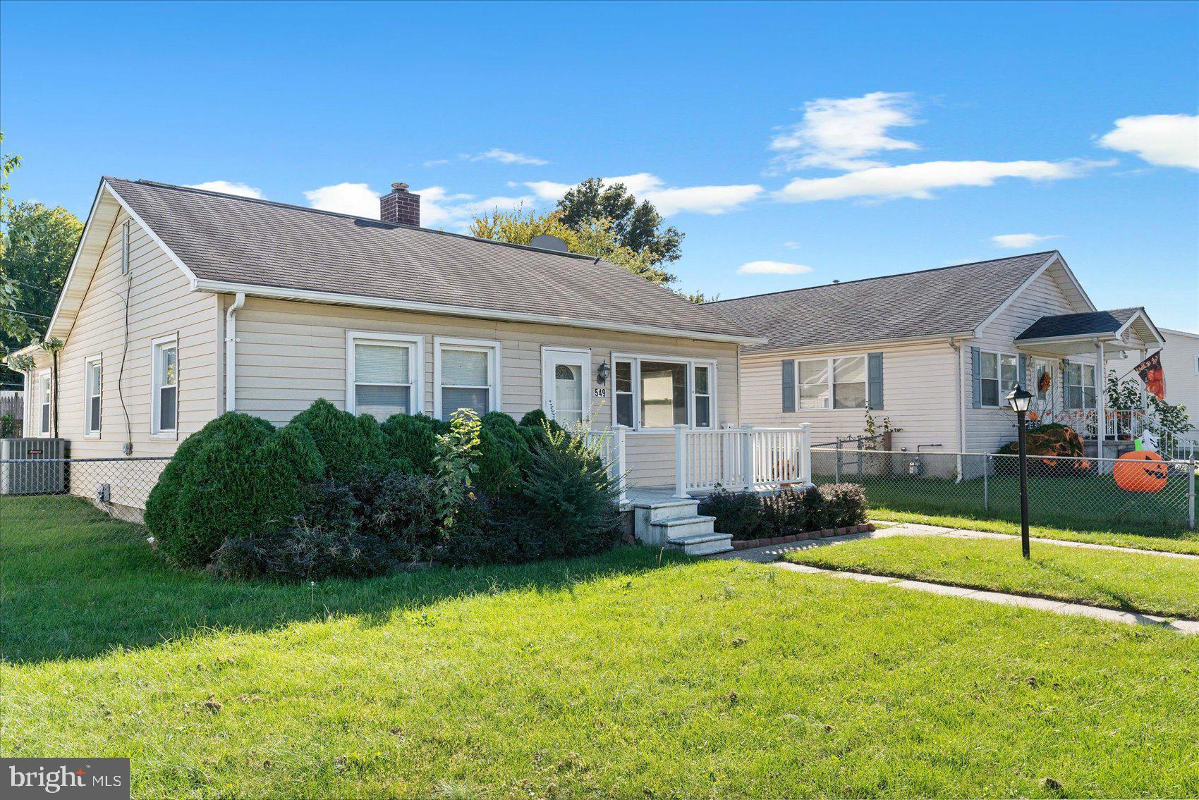 549 Compass Road East Baltimore, MD 21220 - Photo 3 of 34