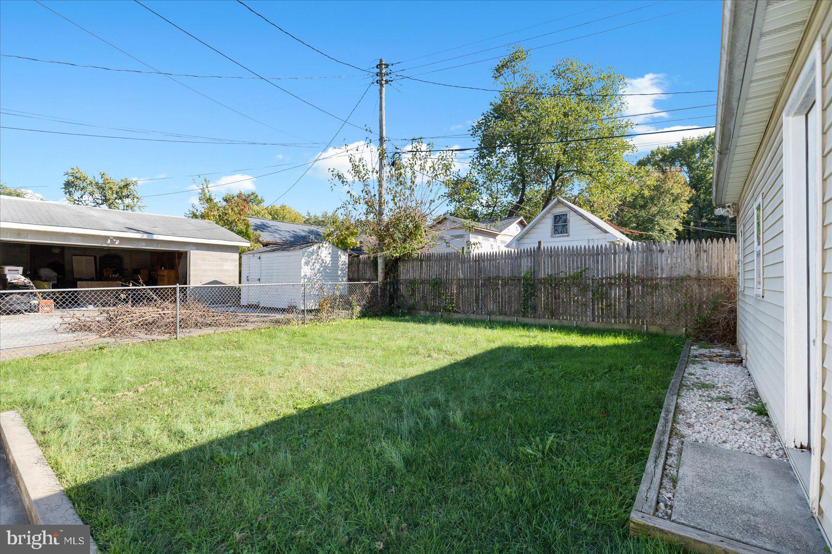 549 Compass Road East Baltimore, MD 21220 - Photo 8 of 34