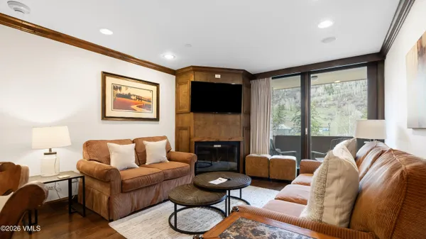 $3,295,000 | 292 East Meadow Drive, Unit 569, Vail, CO 81657