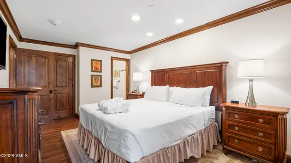 $3,295,000 | 292 East Meadow Drive, Unit 569, Vail, CO 81657