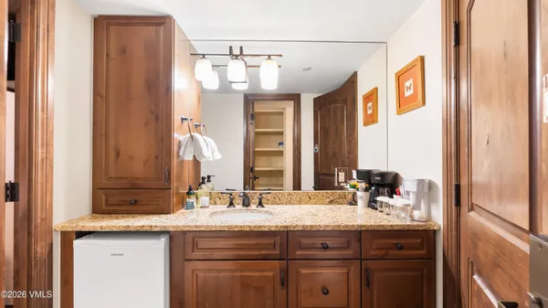 $3,295,000 | 292 East Meadow Drive, Unit 569, Vail, CO 81657
