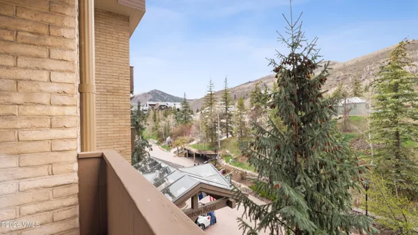 $3,295,000 | 292 East Meadow Drive, Unit 569, Vail, CO 81657