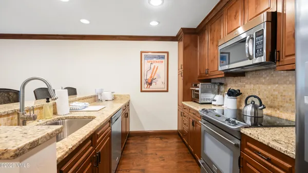 $3,295,000 | 292 East Meadow Drive, Unit 569, Vail, CO 81657