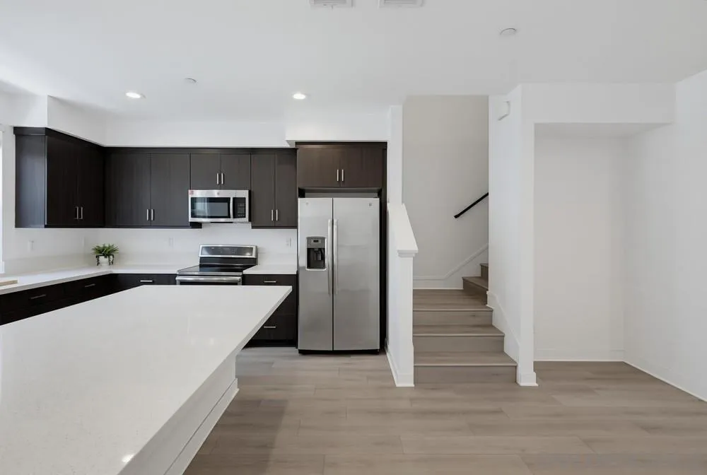 745 Shoreline Road Chula Vista, CA 91910 - Photo 26 of 57 Kitchen