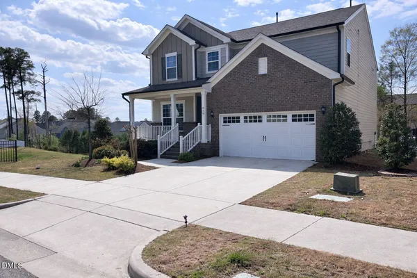 $865,000 | 210 Kanewind Terrace, Apex, NC 27519