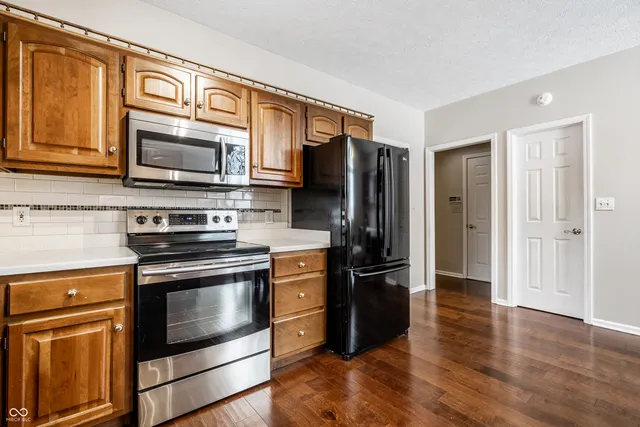 $394,900 | 5059 Morton Place, Carmel, IN 46033