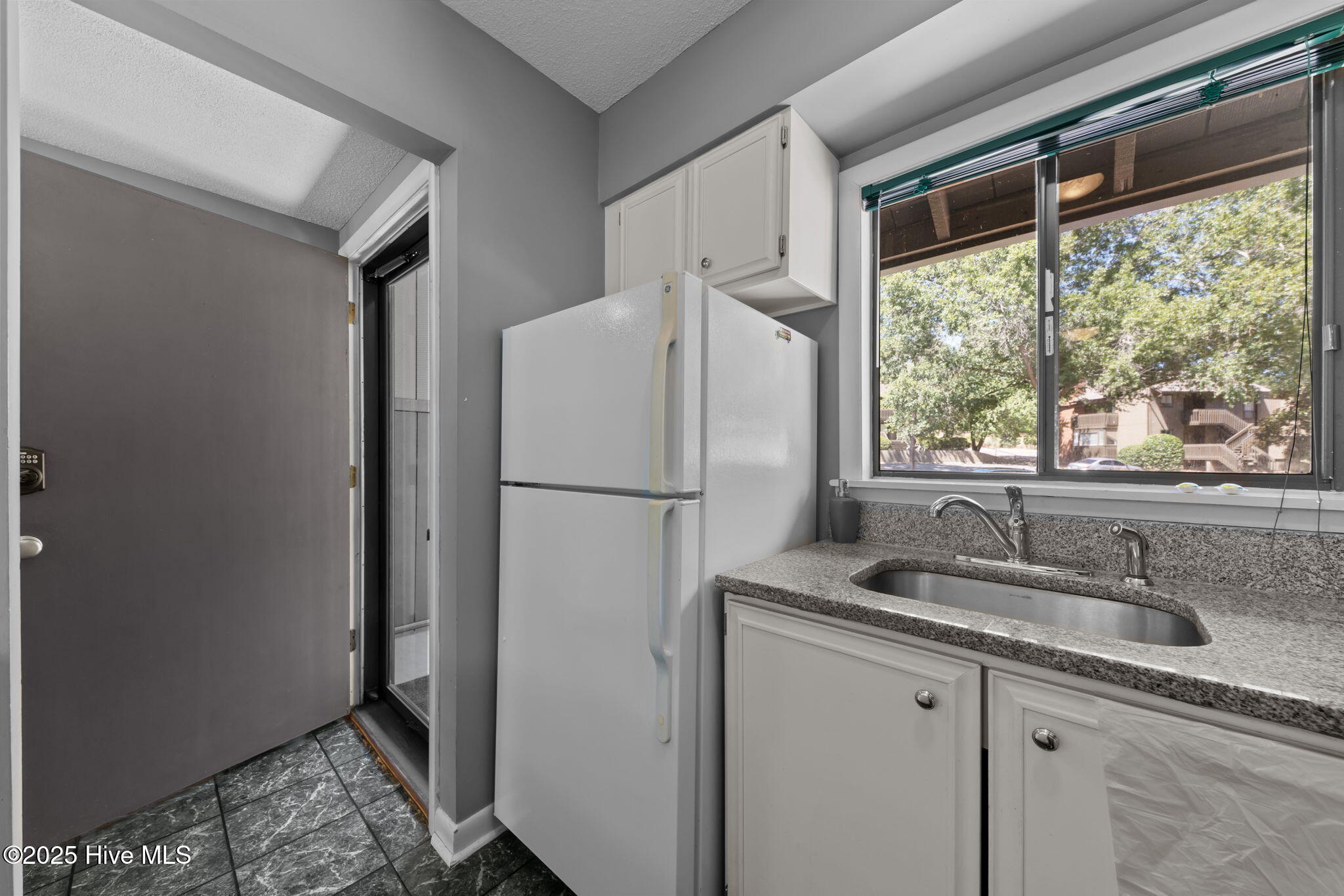 85 Pine Valley Road, Unit 16 Pinehurst, NC 28374 - Photo 16 of 43 Refrigerator