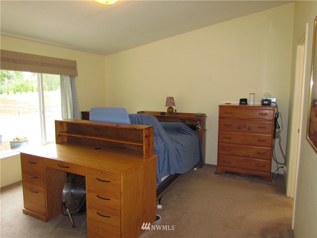 112 Derrick Road Port Angeles, WA 98362 - Photo 11 of 25 Gallery Image 11
