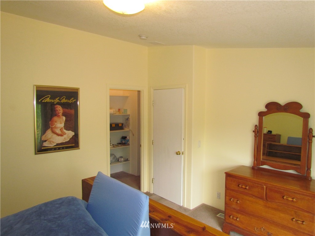 112 Derrick Road Port Angeles, WA 98362 - Photo 17 of 25 Gallery Image 17