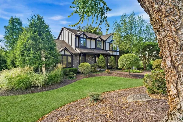 $614,900 | 91 Green Crescent Drive, Washington, PA 15301
