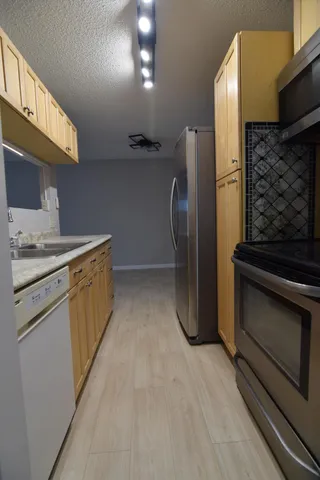 $123,000 | 12816 Nicollet Avenue, Unit 302, Burnsville, MN 55337