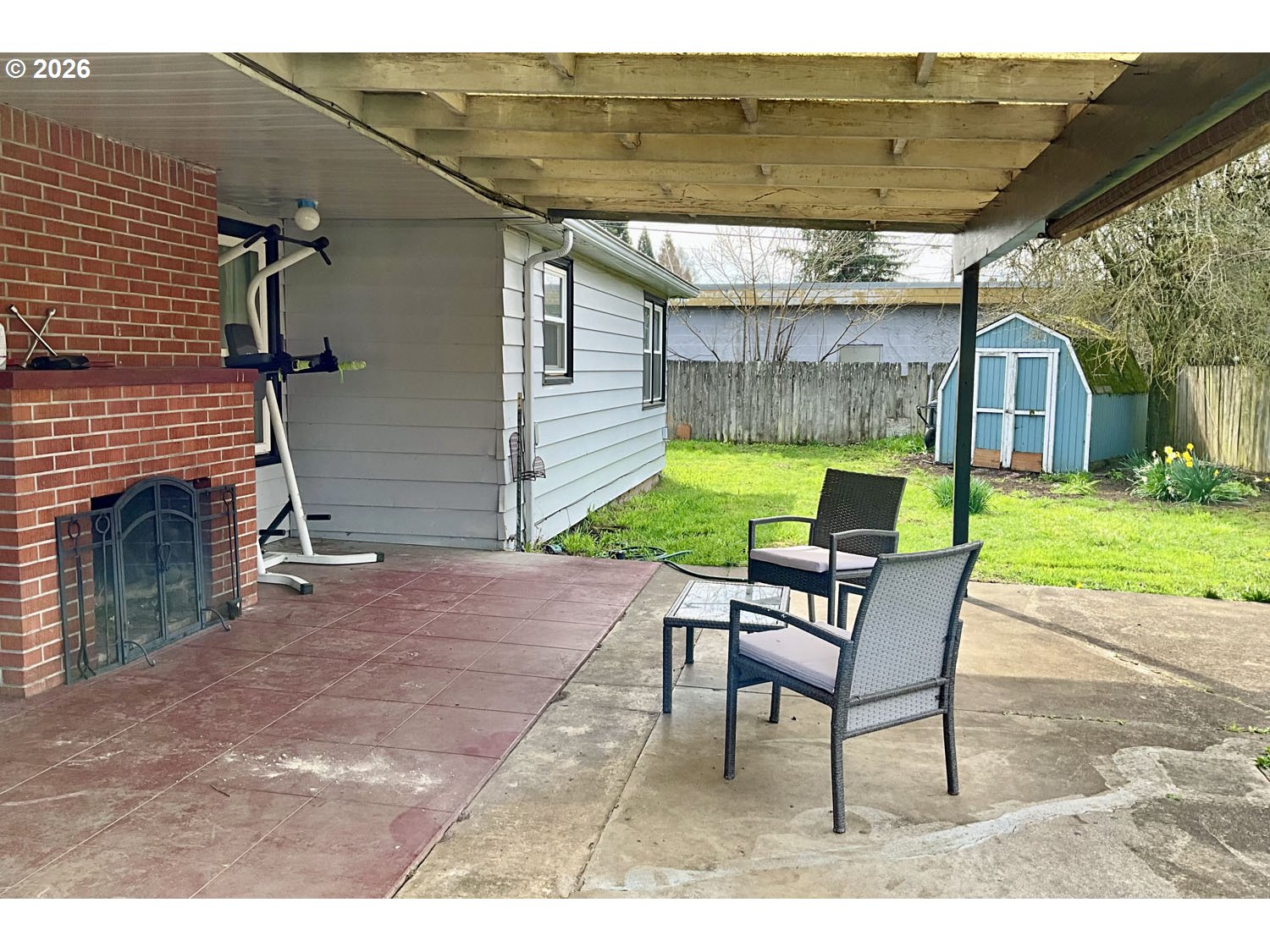 480 Gilbert Street Eugene, OR 97402 - Photo 22 of 33 a patio with a table and chairs