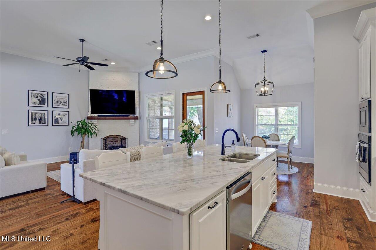 1235 Cutter Lane Brandon, MS 39047 - Photo 12 of 34 12-1235 Cutter Ln