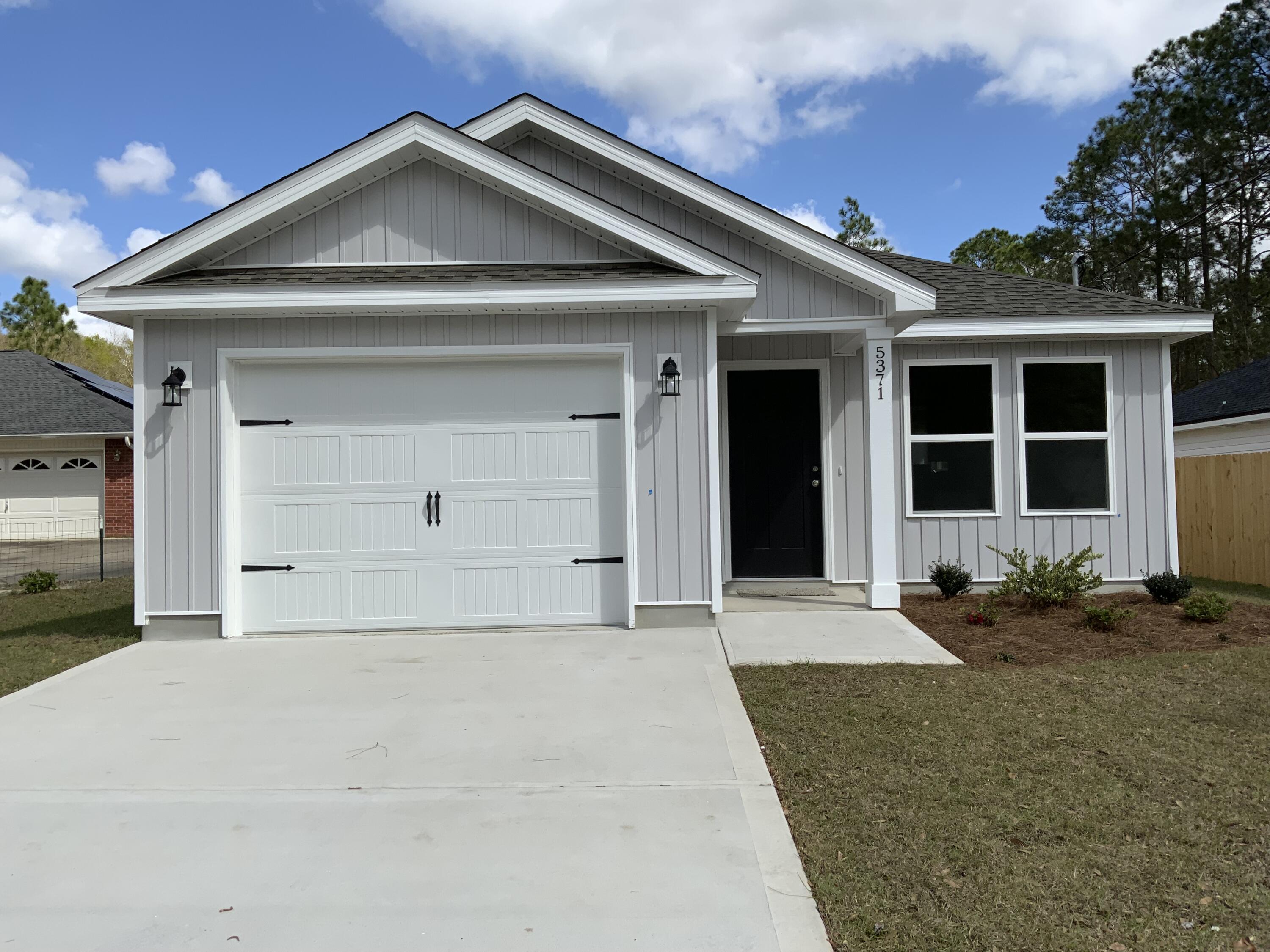 5371 Monterrey Road Crestview, FL 32539 - Photo 1 of 12 5371 Monterrey 13