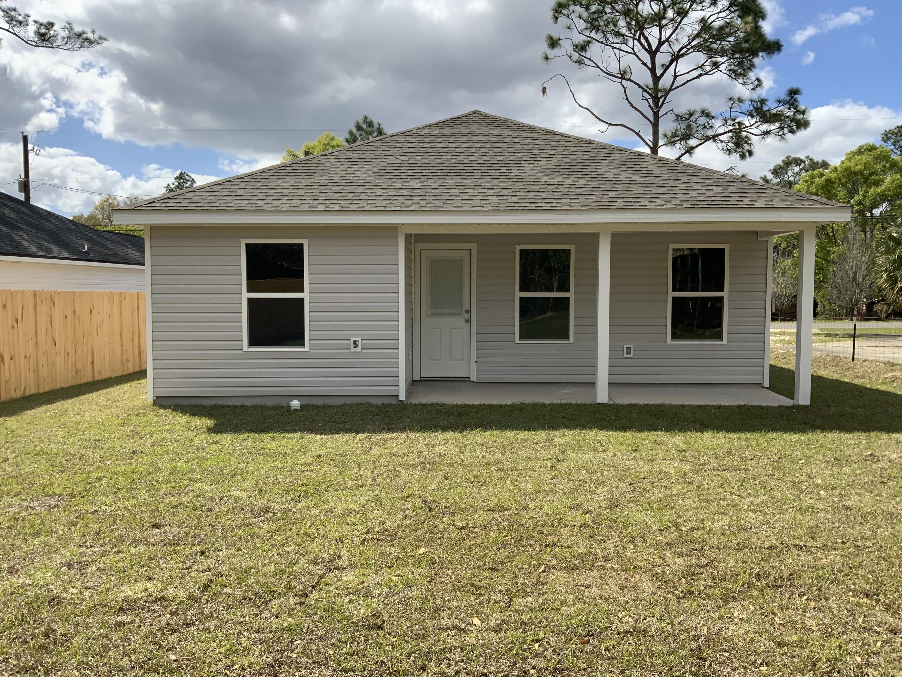5371 Monterrey Road Crestview, FL 32539 - Photo 11 of 12 5371 Monterrey 10