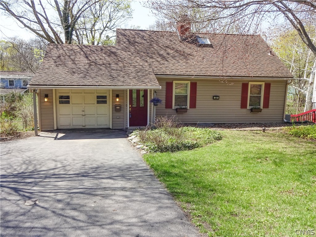 528 Nottingham Road Syracuse, NY 13210 - Photo 1 of 1 Welcome to 528 Nottingham Road! This wonderful cap