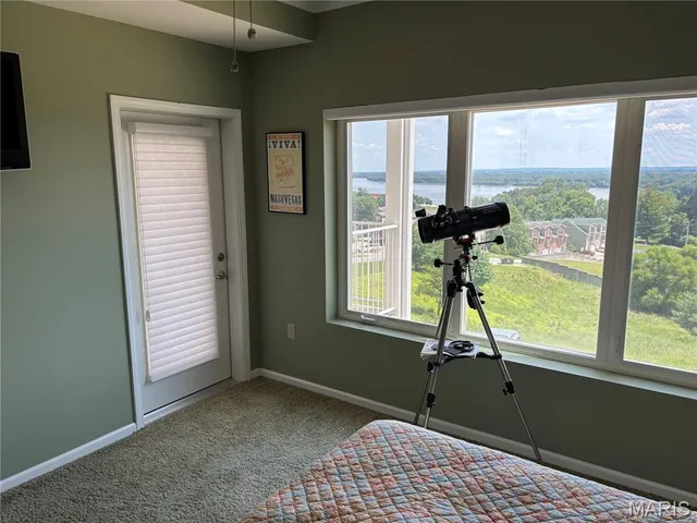 $280,000 | 401 Timber Ridge Drive, Unit 16, Grafton, IL 62037