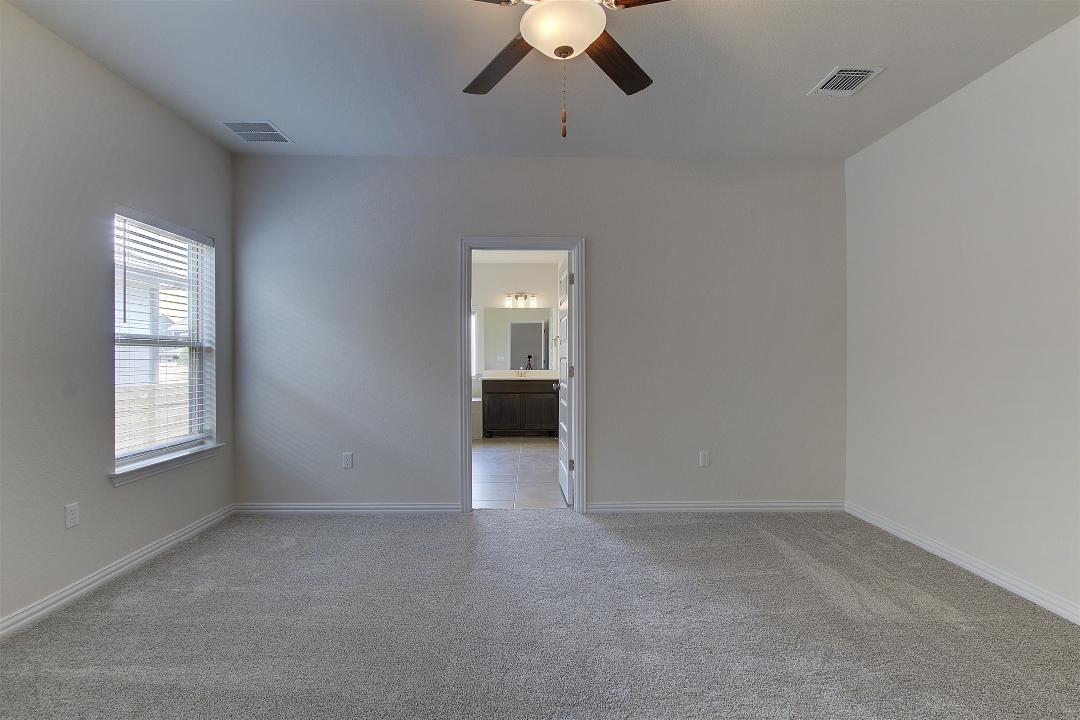 8729 Belknap Rd. Austin, TX 78747 - Photo 19 of 31