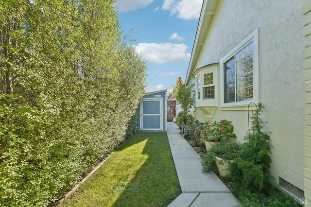 $949,999 | 4233 Brookshire Circle, Santa Rosa, CA 95405