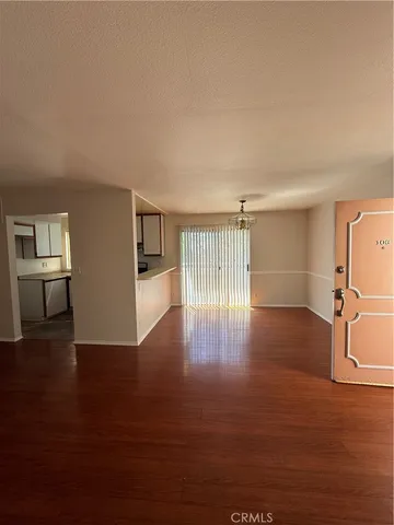 $3,100 | 14758 West Magnolia Boulevard, Unit 106, Sherman Oaks, CA 91403